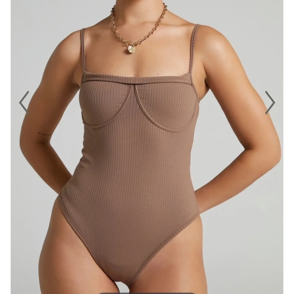 Showpo. Bodysuit - Picture 3 of 6